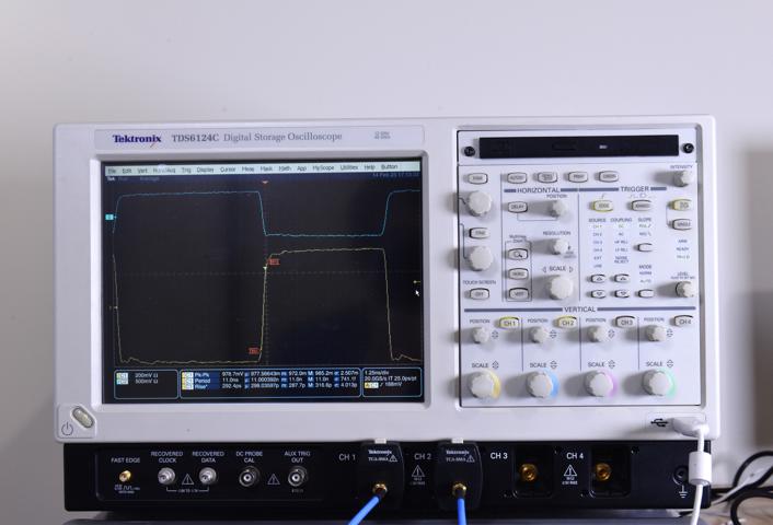 Осциллограф Tektronix TDS6124C